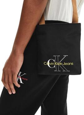 Handtasche Calvin Klein Sport Essentials Flatpack Schwarz