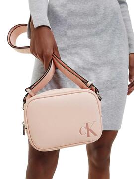 Handtasche Calvin Klein Sculpted Camera Rosa Nude Damen