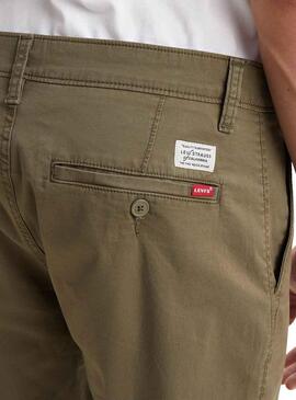 Bermudas Levis Chino Grün Oliva für Herren