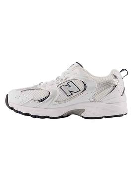Sneakers New Balance 530 mit elastischen Schnürsenkeln für Kinder.