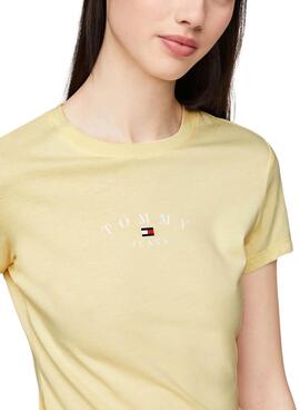 T-Shirt Tommy Jeans Slim Essential Gelb Damen.