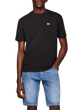 Tommy Jeans Badge schwarzes Baumwoll-T-Shirt für Männer