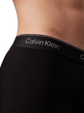 Pack mit 3 schwarzen und roten Calvin Klein Boxershorts für Herren.