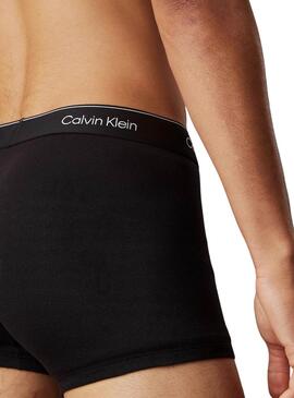 Pack 3 Calvin Klein Boxershorts schwarz mit schwarzer Taille für Herren.