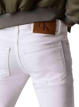 Hose Calvin Klein Mid Rise Flared weiß