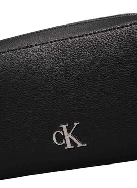 Umhängetasche Calvin Klein Jeans Kamera schwarz für Damen.