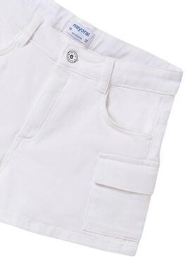Kurze Mayoral Cargo-Hose aus weißem Twill für Mädchen
