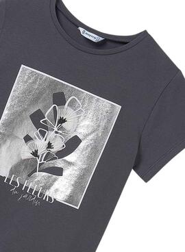T-Shirt Mayoral bestickte graue Blumen für Mädchen.