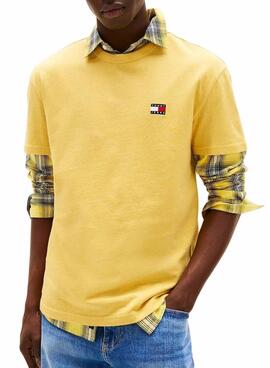T-shirt Tommy Jeans Badge gelb für Herren