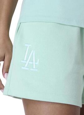 Kurze Hose New Era LA Dodgers Essential in Grün für Damen.