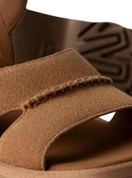 Sandalen UGG New Heights mit Knöchelriemen in Kamel für Damen.