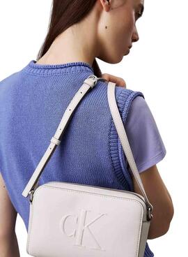 Handtasche Calvin Klein Jeans Sculpted Kamera weiß für Damen