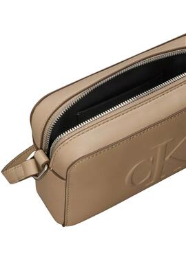 Handtasche Calvin Klein Jeans Sculpted Kamera beige für Damen
