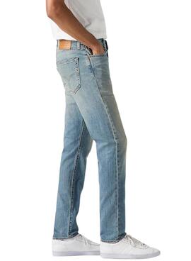 Jeans Levis 512 Slim Taper für Männer.