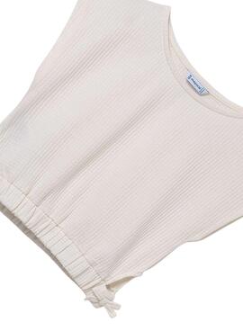 T-Shirt Mayoral mit seitlichen Öffnungen in Beige für Mädchen.