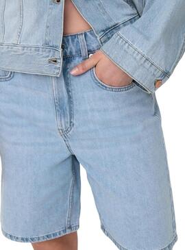 Bermuda Only Robyn denim azul claro para mujerBermuda Only Robyn hellblaue Denim für Frauen