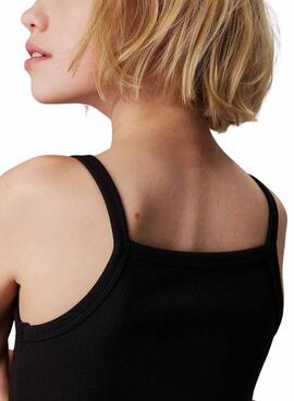 Kleid Calvin Klein Jeans Kleid aus Strick für Mädchen.