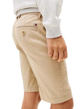 Bermudas Tommy Hilfiger 1985 beige Chinohose.