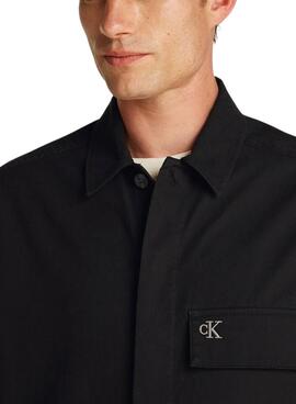 Hemd Calvin Klein Jeans Cargo schwarz für Herren.