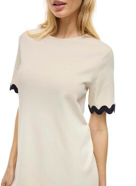 Kleid Vila Calisa beige für Frauen.