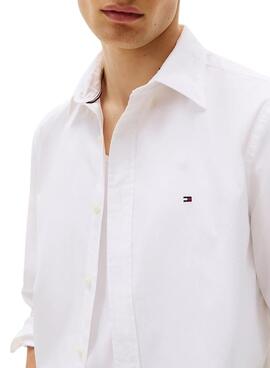 Weißes Tommy Hilfiger Core Flex Hemd für Herren.