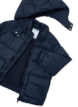 Básico Schulkapuzenjacke von Mayoral in Marineblau für Jungen.