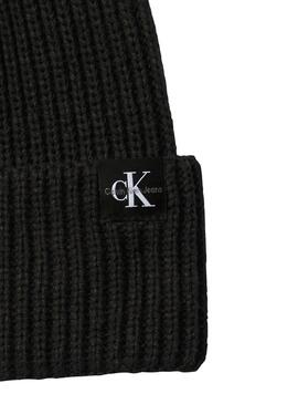 Set Mütze und Schal von Calvin Klein in Schwarz für Kinder.