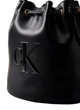 Handtasche Calvin Klein Jeans Bucket Monogramm schwarz für Damen