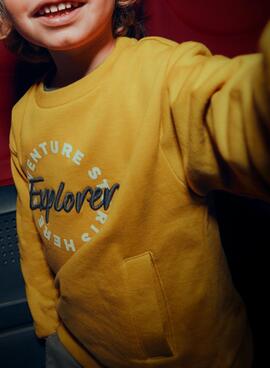 Sweatshirt Mayoral mit Stickerei in Senfgelb für Jungen
