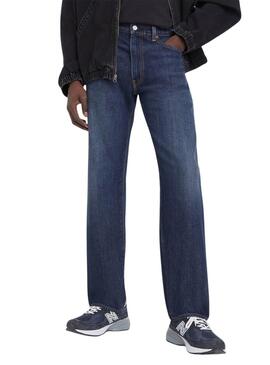 Jeans Levis 555 Relaxed Straight in Blau für Herren.