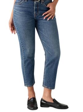 Levis 501 Crop Lightweight Jeans für Damen.