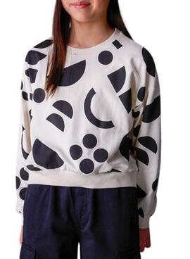 Sweatshirt von Mayoral mit geometrischem weiß-schwarzem Muster für Mädchen.