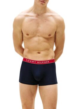 Dreierpack Tommy Hilfiger Trunk Boxershorts mit Marine-Logo für Männer.