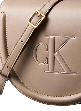 Handtasche Calvin Klein Jeans Bold Saddle beige für Damen