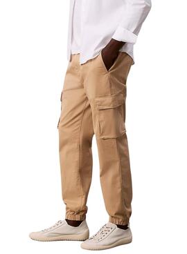 Cargo-Hose Calvin Klein Jeans Elastic Twill beige für Herren.