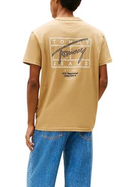 T-shirt Tommy Jeans Sign Spray beige für Herren.