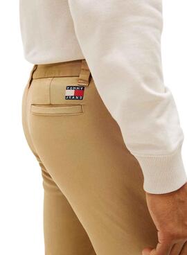 Hose Tommy Jeans Scanton Chinohose in Beige für Herren.
