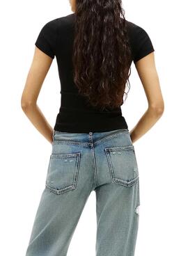 Tommy Jeans Slim Badge T-Shirt Schwarz für Damen.