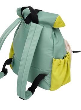 Rucksack Mayoral mit grünem Überschlagverschluss für Jungen und Mädchen.