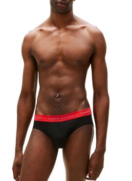 Paket mit 3 schwarzen Tommy Hilfiger Slips für Herren.