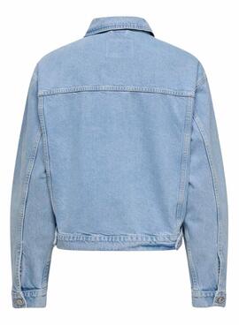 Nur Harper Boxy Light Wash Jeansjacke für Damen.